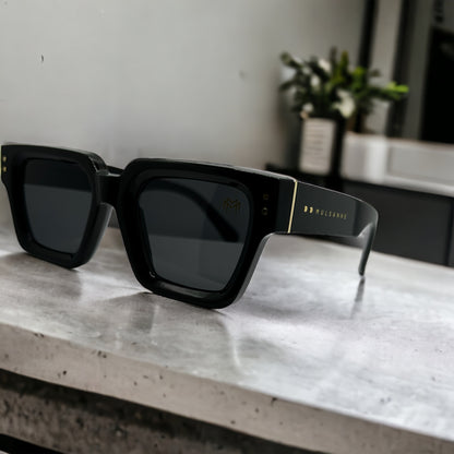 Black Frame/Black Lens